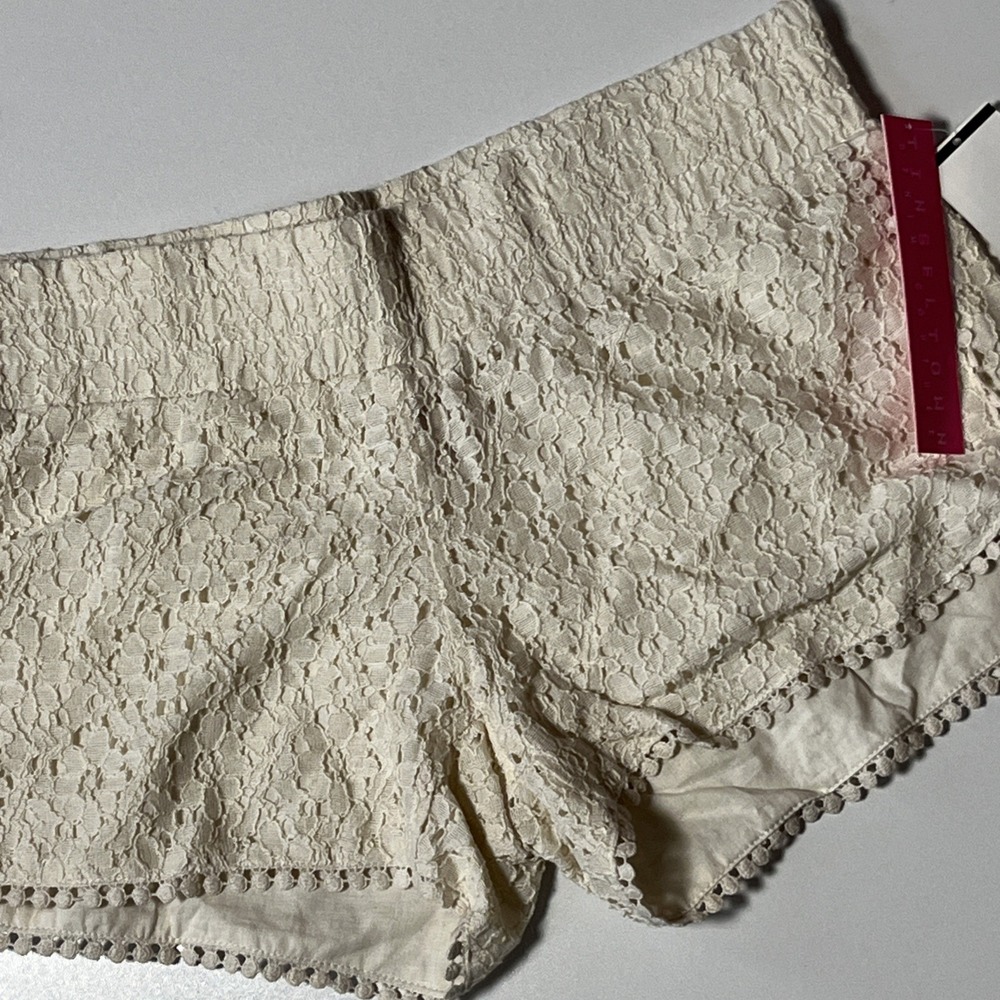 Tinseltown Lace Hot Pants Size S Ivory Crochet Lined Coquettecore Scallop Shorts